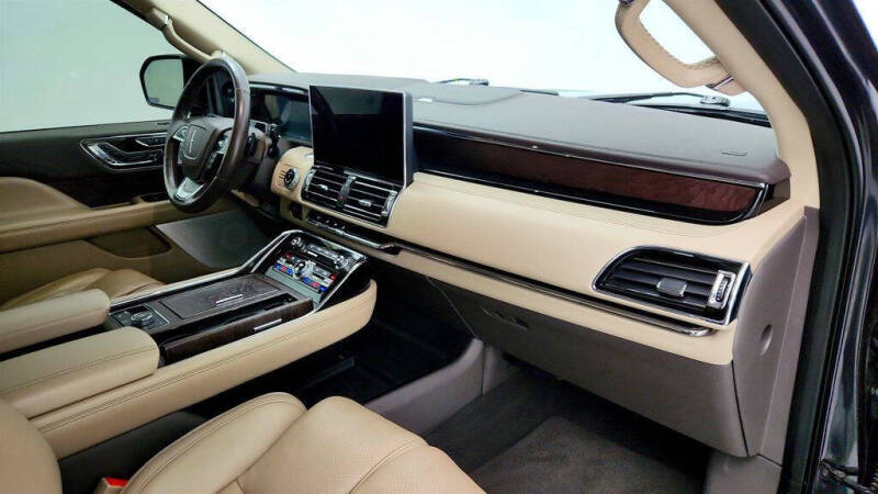 2022 Lincoln Navigator Reserve