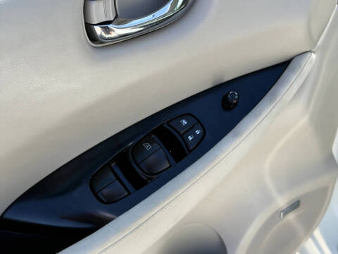 2014 Nissan LEAF