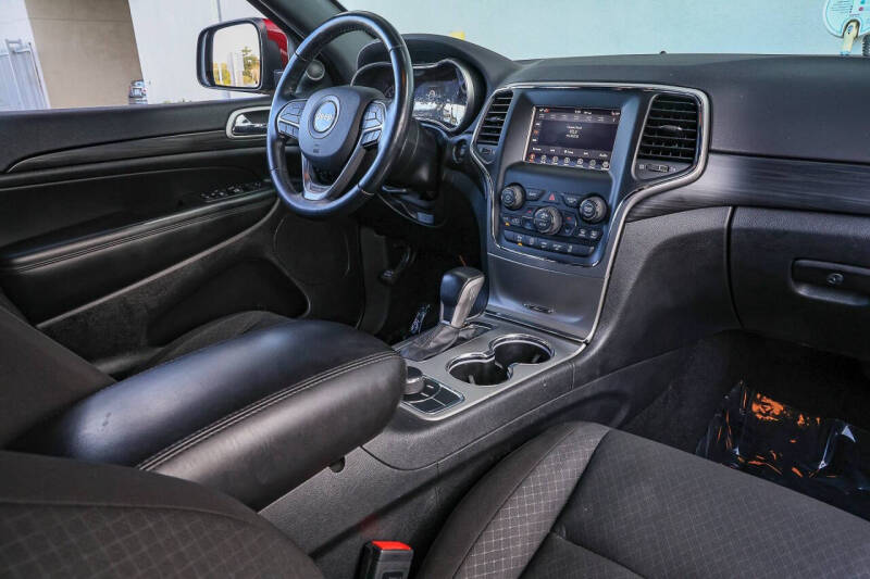 2021 Jeep Grand Cherokee Laredo E