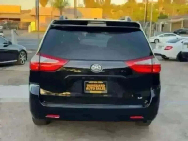 2017 Toyota Sienna