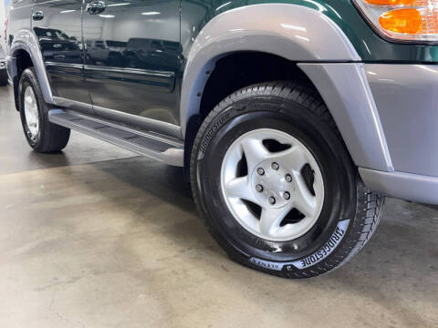 2002 Toyota Sequoia SR5