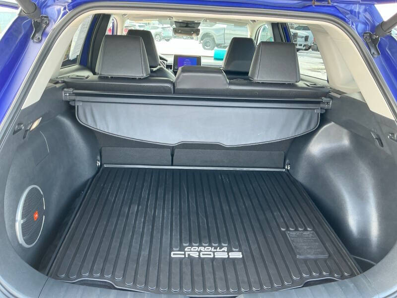 2024 Toyota Corolla Cross XLE