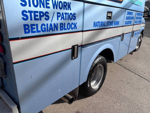 2005 Ford E-Series E-350 SD