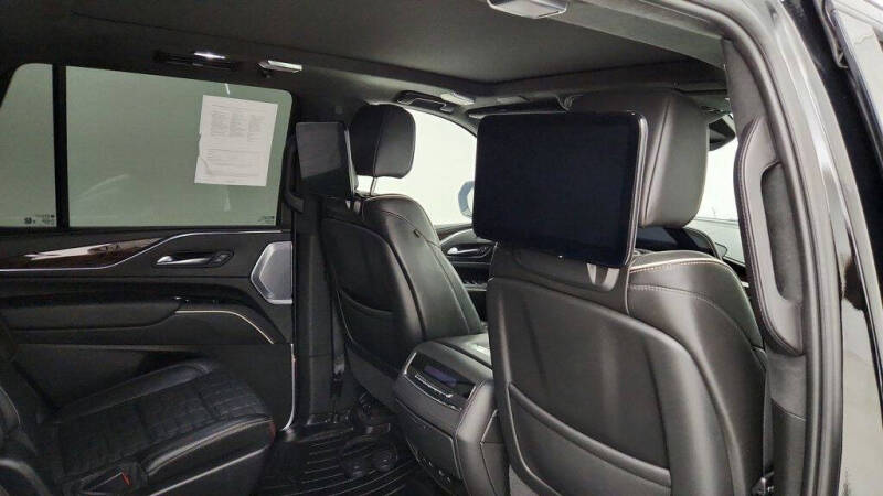 2023 Cadillac Escalade Sport Platinum