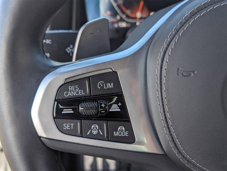 2025 BMW 8 Series 840i xDrive