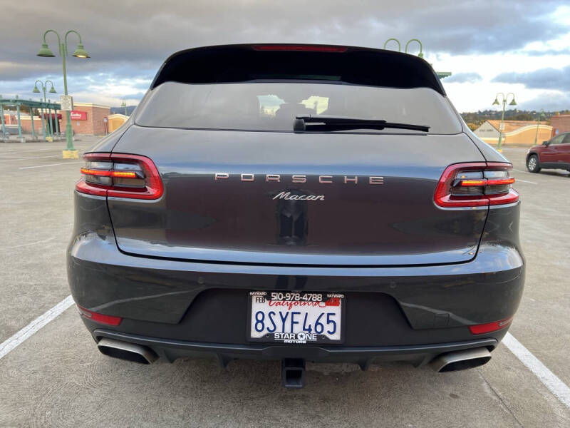 2018 Porsche Macan