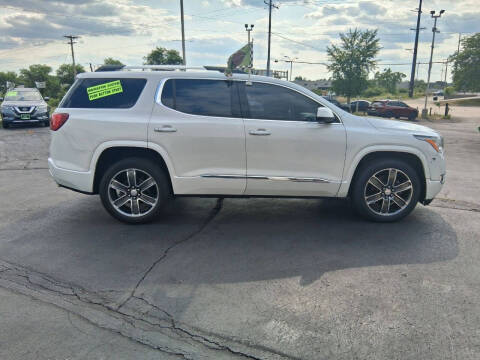 2017 GMC Acadia Denali