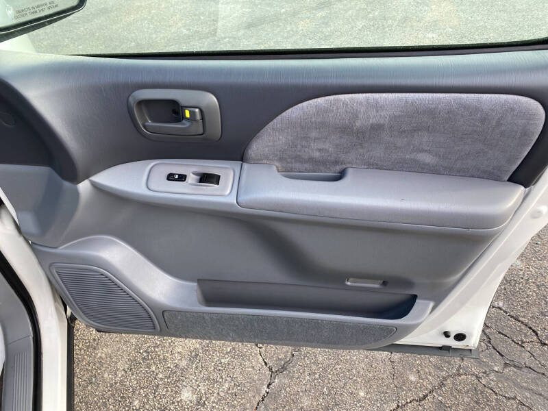2001 Toyota Sienna LE