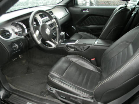 2012 Ford Mustang V6