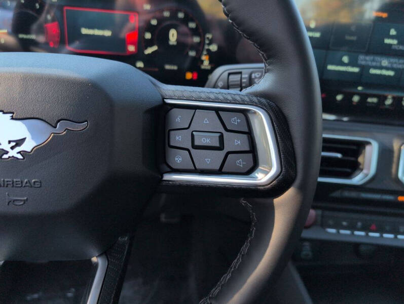 2025 Ford Mustang EcoBoost Premium