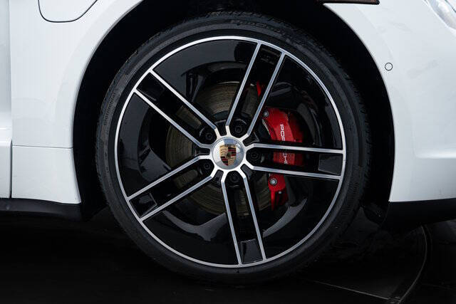 2025 Porsche Taycan 4S