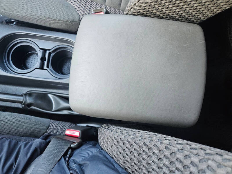 2015 Nissan Frontier SV V6