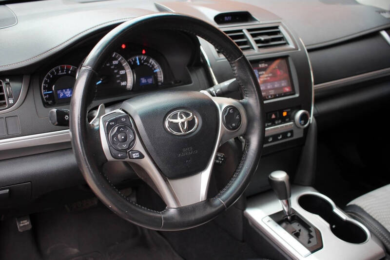 2013 Toyota Camry SE