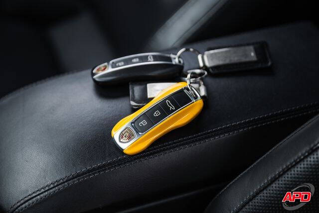 2020 Porsche 911 Carrera S