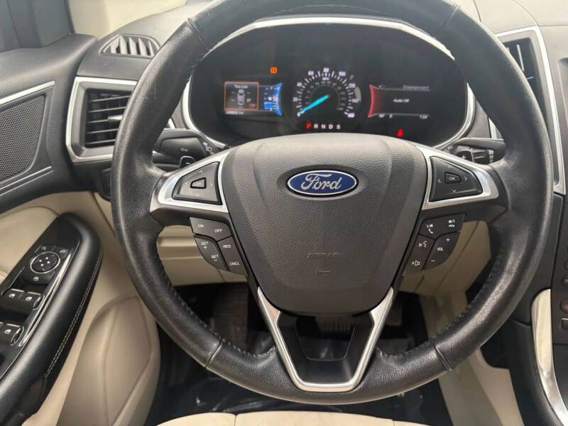 2016 Ford Edge Titanium