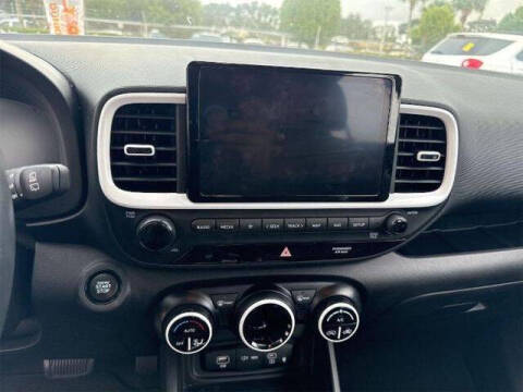 2023 Hyundai Venue Limited