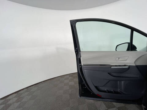 2023 Toyota Sienna LE 8-Passenger