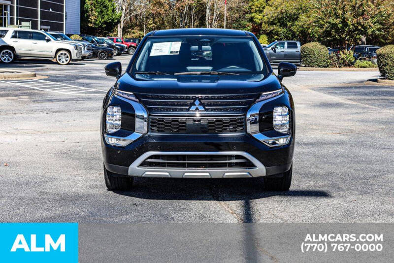 2024 Mitsubishi Outlander SE