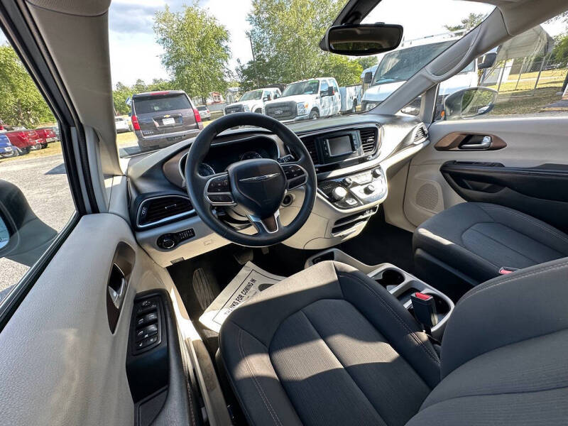 2017 Chrysler Pacifica LX