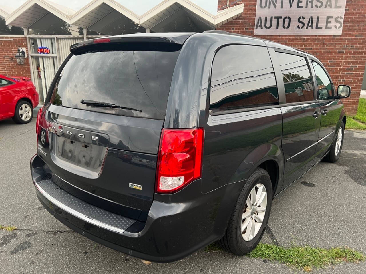 2013 Dodge Grand Caravan for sale at Universal Auto Sales LLC in Burlington, NC