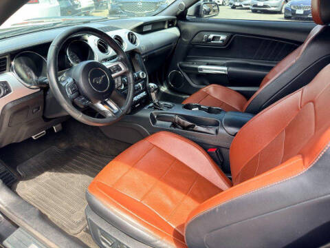2017 Ford Mustang EcoBoost Premium