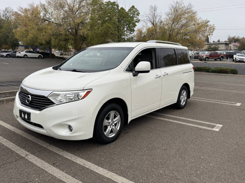 2015 Nissan Quest SV