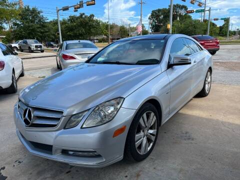2012 Mercedes-Benz E-Class for sale at Auto Outlet Inc. in Houston TX