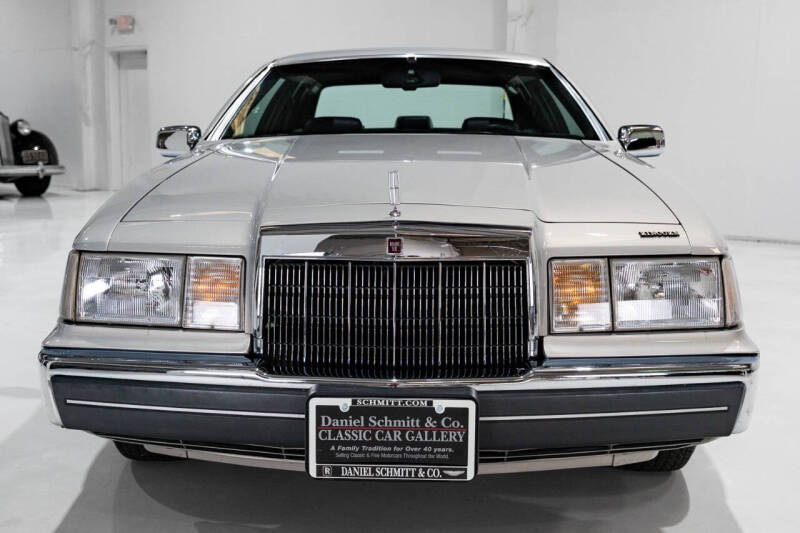 1990 Lincoln Mark VII Bill Blass