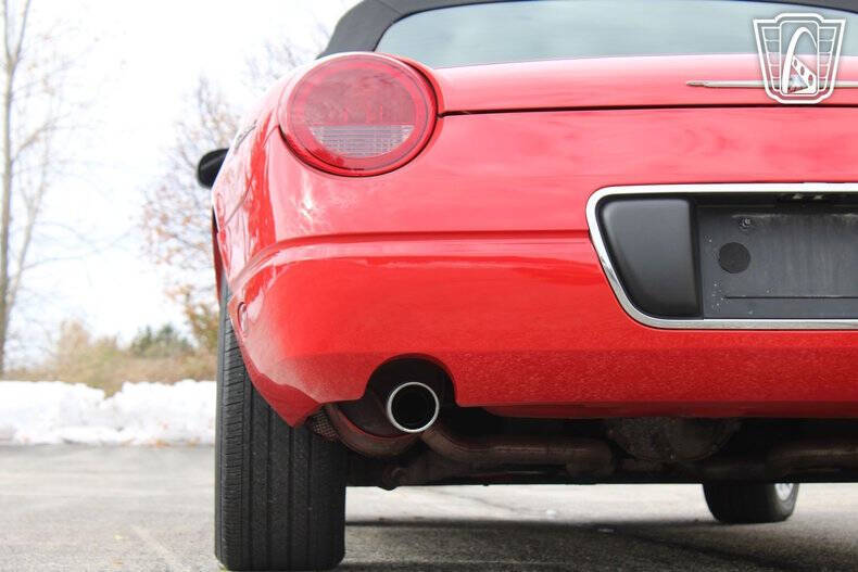 2002 Ford Thunderbird Deluxe