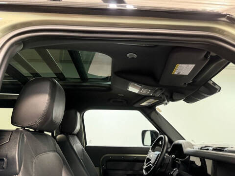 2024 Land Rover Defender 90 P400 X-Dynamic SE