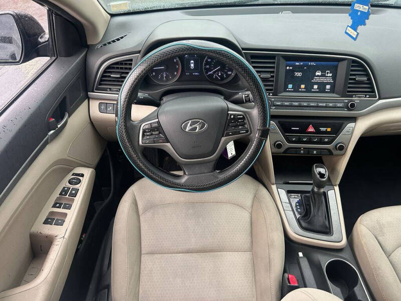 2018 Hyundai Elantra