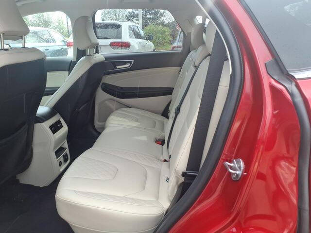 2023 Ford Edge Titanium
