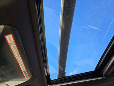 2025 Toyota RAV4 Plug-in Hybrid SE