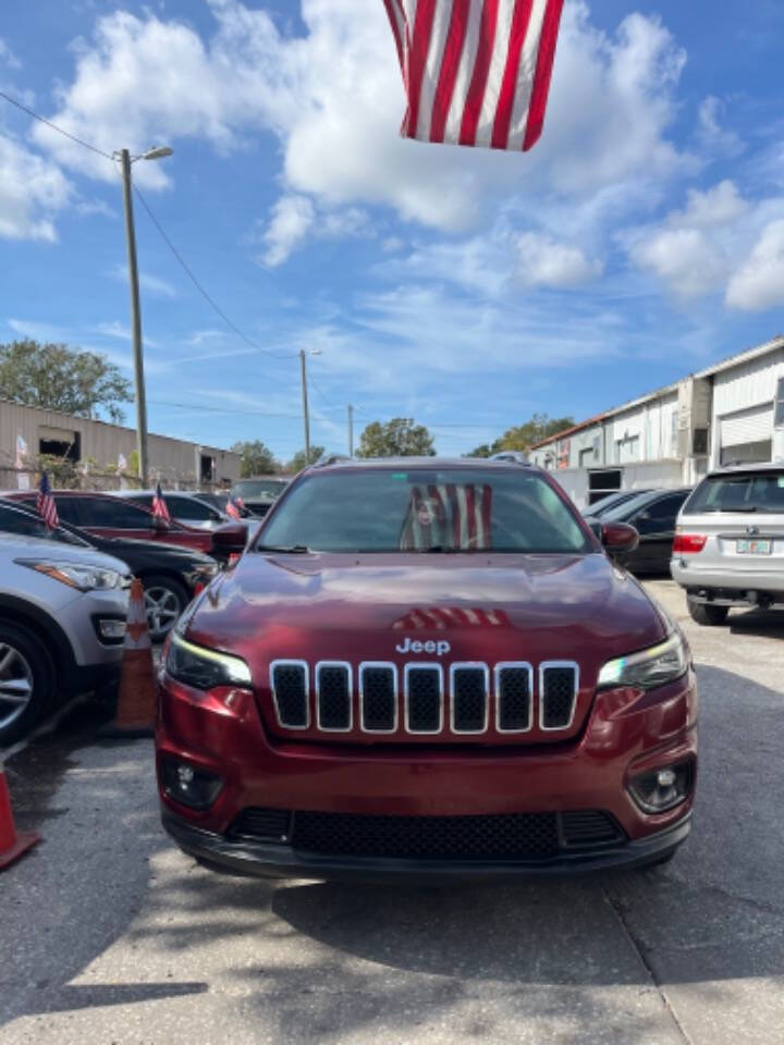 2019 Jeep Cherokee for sale at GBG MOTORS INC in Tampa, FL