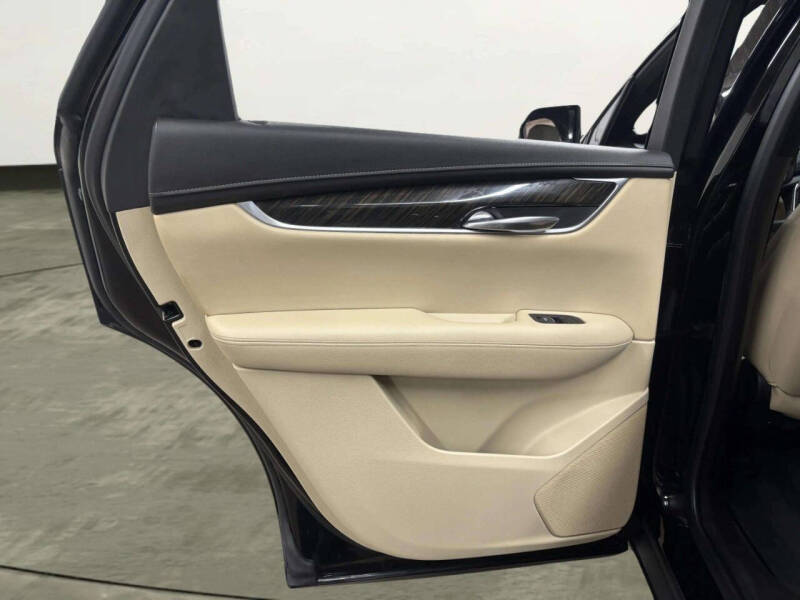 2018 Cadillac XT5