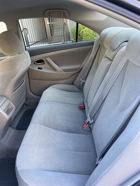 2009 Toyota Camry LE