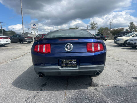 2012 Ford Mustang V6