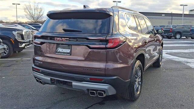 2025 GMC Acadia Elevation