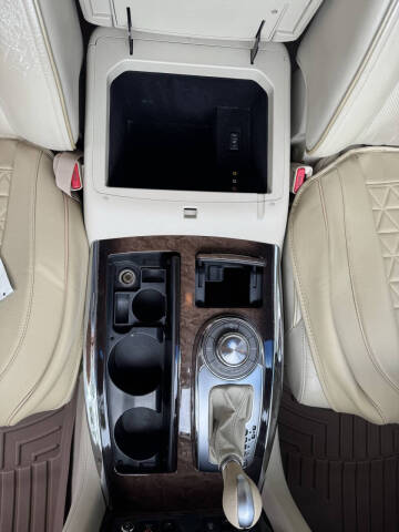 2011 Infiniti QX56