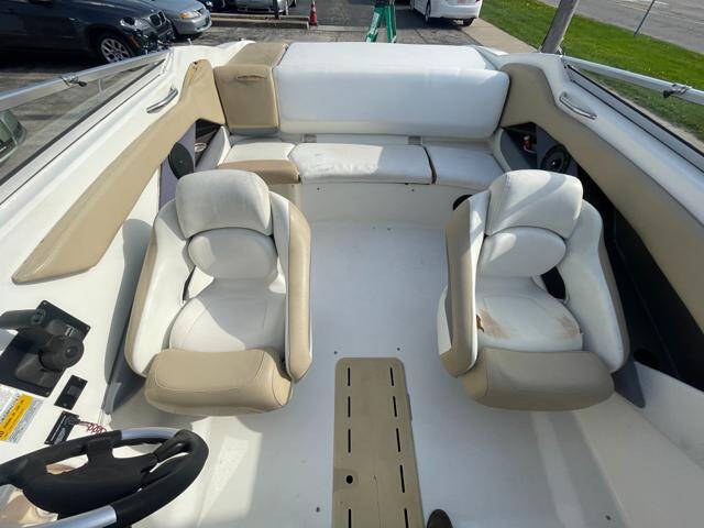 2005 n/a LARSON LXi 228