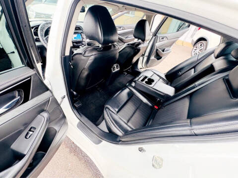 2017 Nissan Maxima