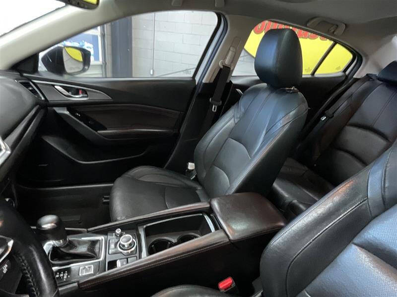 2017 Mazda MAZDA3 Grand Touring