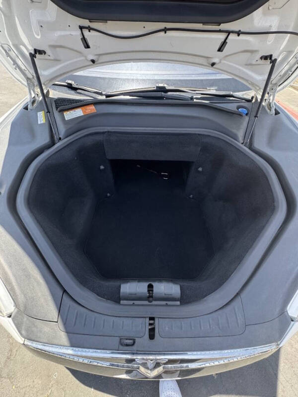 2013 Tesla Model S