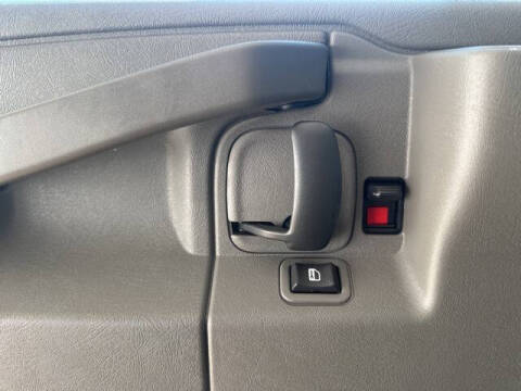 2025 Chevrolet Express 2500