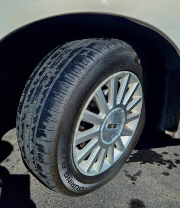 2003 Lincoln Town Car Signature