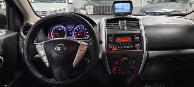 2017 Nissan Versa 1.6 SV