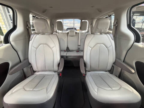 2019 Chrysler Pacifica Touring L Plus