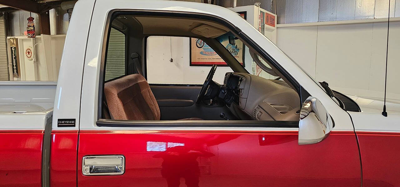 1995 Chevrolet C/K 1500 Series 28