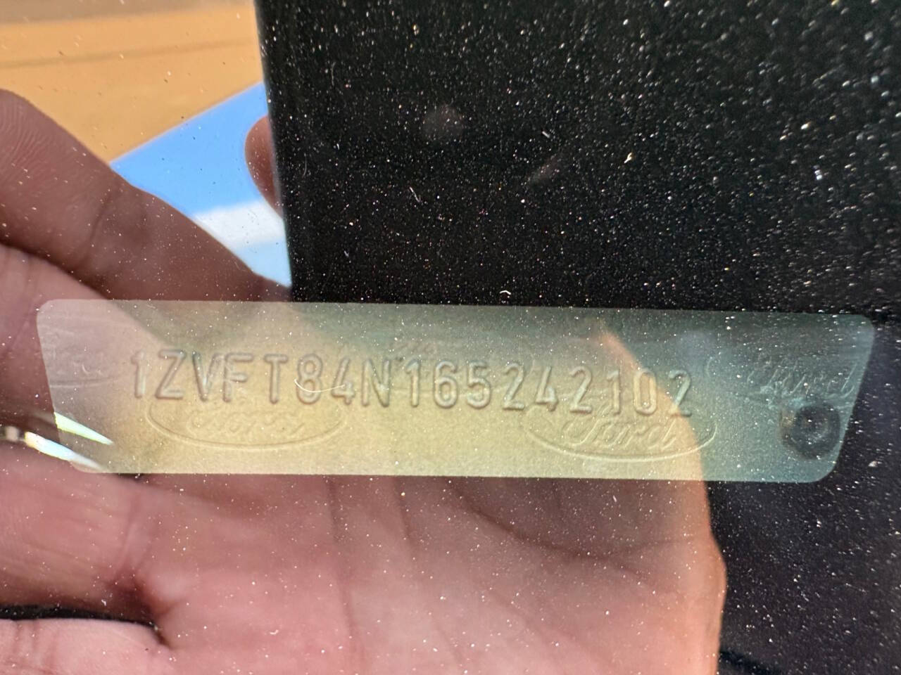 2006 Ford Mustang 41