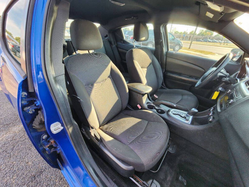 2013 Dodge Avenger SE